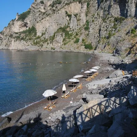Sleeps 4 Pool Air Con Wifi *